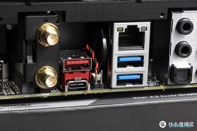 描边怪爱搞机 篇二十七：能否再续 B450I 的辉煌？微星 MPG B550I GAMING EDGE 拆解评测