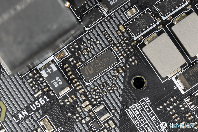 描边怪爱搞机 篇二十七：能否再续 B450I 的辉煌？微星 MPG B550I GAMING EDGE 拆解评测