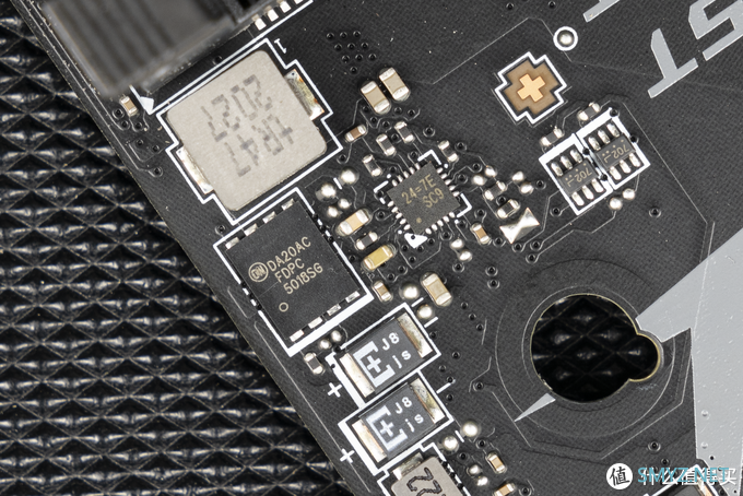 描边怪爱搞机 篇二十七：能否再续 B450I 的辉煌？微星 MPG B550I GAMING EDGE 拆解评测