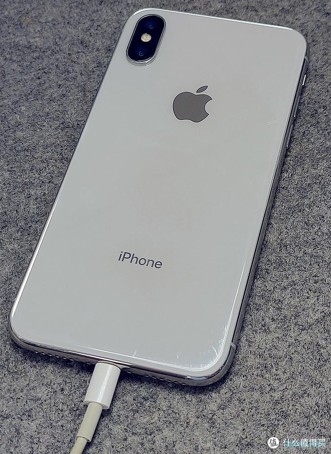 苹果首款“刘海屏”的iPhone X升级到iOS 14正式版还流畅么？