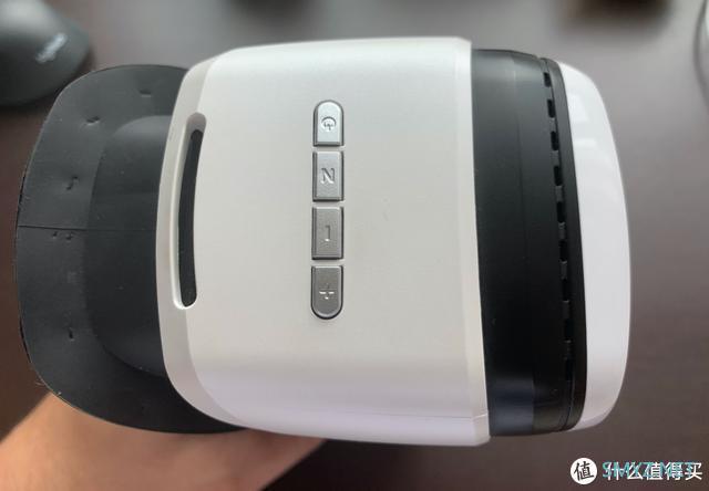 捡垃圾 睿悦Nibiru 一体VR眼镜 2K屏 4核CPU+2G+16G 仅140包邮