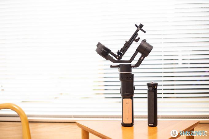 花费1000元能让你的相机也能物理防抖,飞宇AK2000C稳定器的超值体验 花费1000元能让你的相机也能物理防抖,飞宇AK2000C稳定器的超值体验