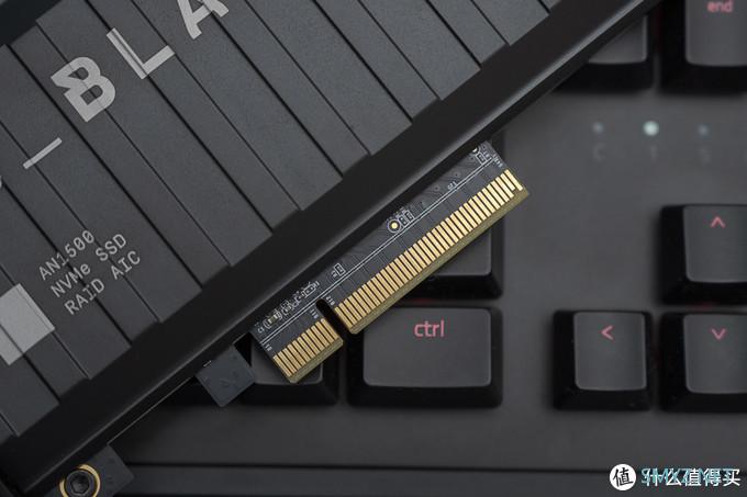 WD_BLACK AN1500 SSD评测：一秒读取6GB，无需PCIe 4.0