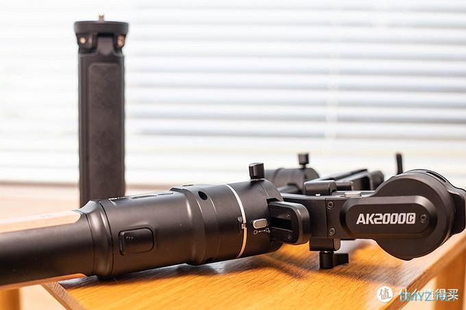 花费1000元能让你的相机也能物理防抖，飞宇AK2000C稳定器的超值体验