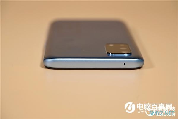 千元机也有120Hz高刷屏 realme Q2开箱图赏