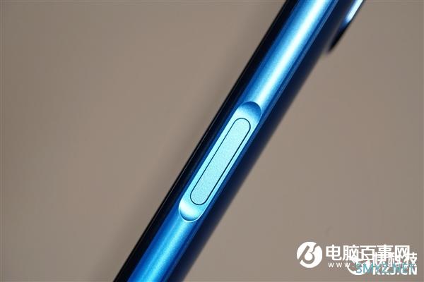 千元机也有120Hz高刷屏 realme Q2开箱图赏