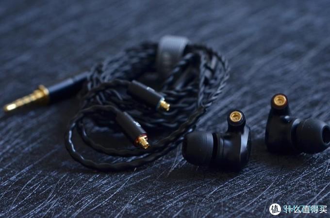 HIFI器材 篇五十九：以堆料出名的音频厂商，BGVP DN2入门塞圈铁用上了万元级耳机用的材料铍合金振膜