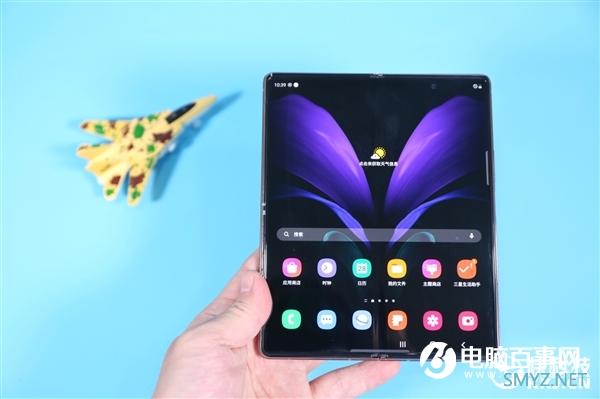 第三代折叠屏 三星Galaxy Z Fold2 5G迷雾金图赏