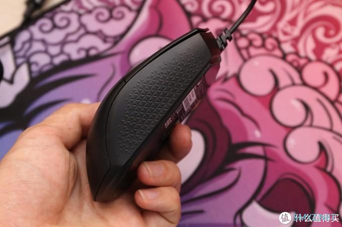 便宜好用,再加上轻量化 海盗船KATAR PRO游戏鼠标 便宜好用,再加上轻量化 海盗船KATAR PRO游戏鼠标