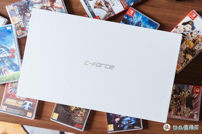 为娱乐与办公配上一块全能型高色域4K便携屏幕：C-FORCE CF011X Pro4体验分享