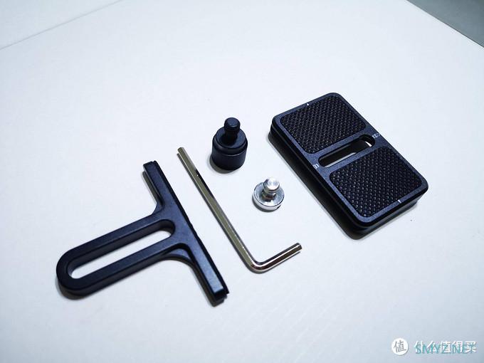 飞宇AK2000C三轴稳定器,绝对是你值得入手的性价比之选! 飞宇AK2000C三轴稳定器,绝对是你值得入手的性价比之选!