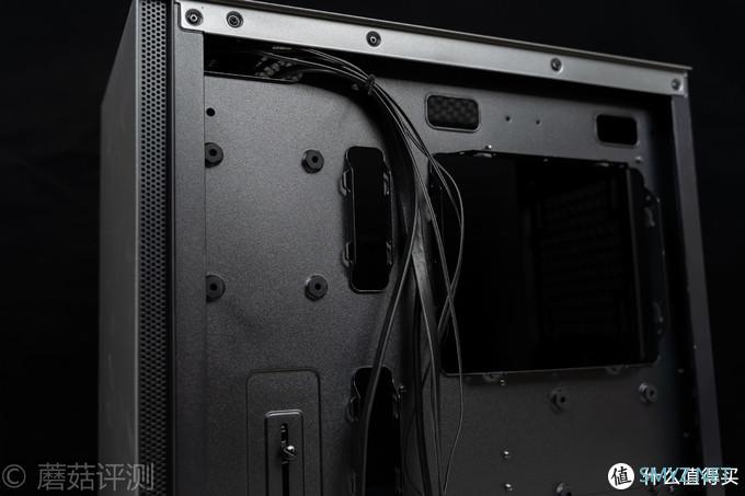 蘑菇爱搞机 篇二百七十九:设计精致的全金属小机箱、九州风神(DEEPCOOL)魔方110磁吸电脑机箱 评测 蘑菇爱搞机 篇二百七十九:设计精致的全金属小机箱、九州风神(DEEPCOOL)魔方110磁吸电脑机箱 评测