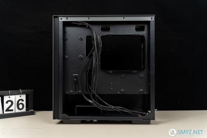 蘑菇爱搞机 篇二百七十九:设计精致的全金属小机箱、九州风神(DEEPCOOL)魔方110磁吸电脑机箱 评测 蘑菇爱搞机 篇二百七十九:设计精致的全金属小机箱、九州风神(DEEPCOOL)魔方110磁吸电脑机箱 评测