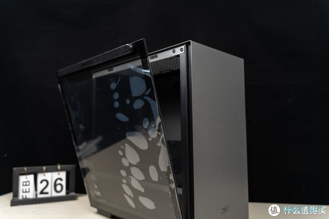 蘑菇爱搞机 篇二百七十九:设计精致的全金属小机箱、九州风神(DEEPCOOL)魔方110磁吸电脑机箱 评测 蘑菇爱搞机 篇二百七十九:设计精致的全金属小机箱、九州风神(DEEPCOOL)魔方110磁吸电脑机箱 评测