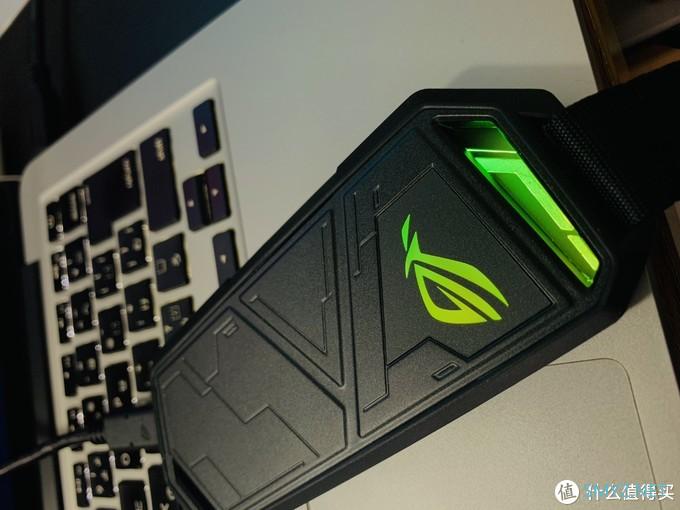 使用分享 篇二：ROG Strix Arion 幻影硬盘盒信仰充值95%，说说剩下的5%