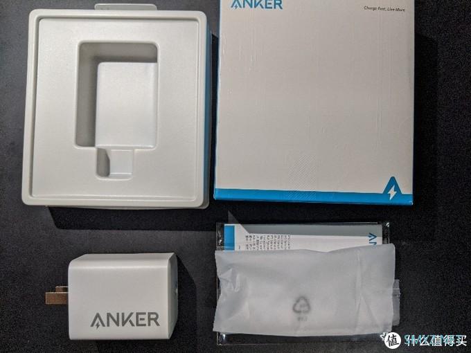 开箱简评 篇一：Anker PowerPort III 65W开箱简评