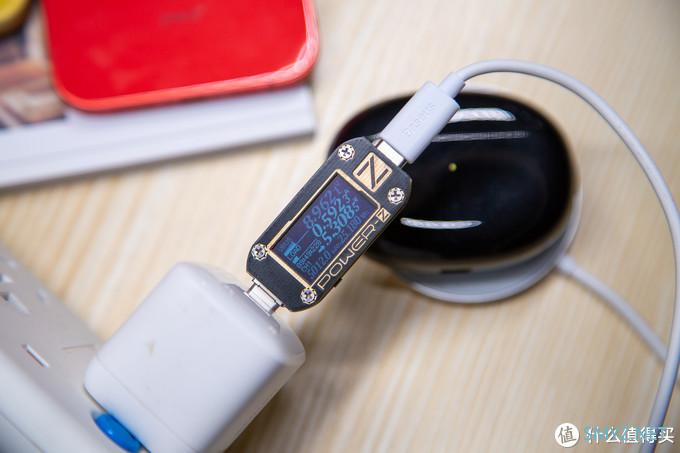 无线充电的另一种形态MagSafe：倍思极简Mini磁吸无线充电器体验