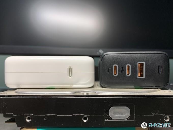 Aukey 90W PA-B6S 三口充电器使用体验 Aukey 90W PA-B6S 三口充电器使用体验