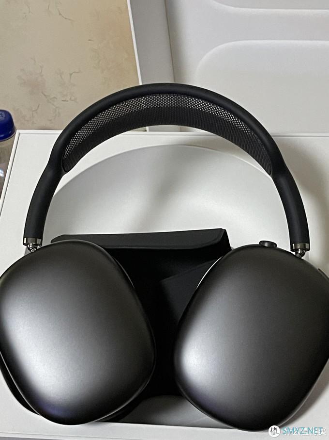挎包?眼罩?实际上是AirPods Max+耳机套^_^ 挎包?眼罩?实际上是AirPods Max+耳机套^_^