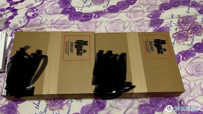 挎包?眼罩?实际上是AirPods Max+耳机套^_^ 挎包?眼罩?实际上是AirPods Max+耳机套^_^