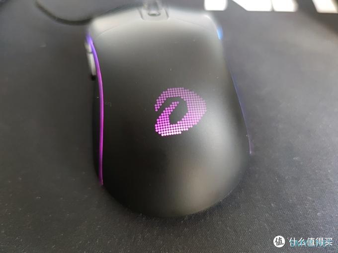 身轻线柔易把握！达尔优A960 Storm暴风轻量化游戏鼠标体验