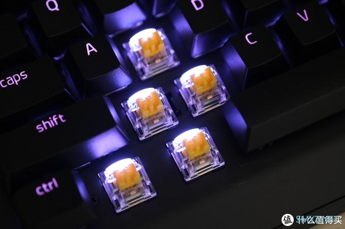 酷炫灯效，精准触发，雷蛇黑寡妇蜘蛛V3机械键盘上手体验