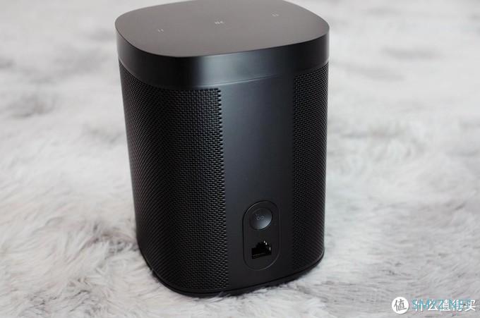 在这个2月，Sonos One SL音箱都出双入对了，你呢？