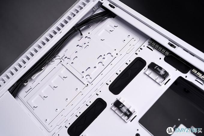 白色信仰主机,RTX 3090 HOF名人堂 + 5900X + ROG B550吹雪 白色信仰主机,RTX 3090 HOF名人堂 + 5900X + ROG B550吹雪