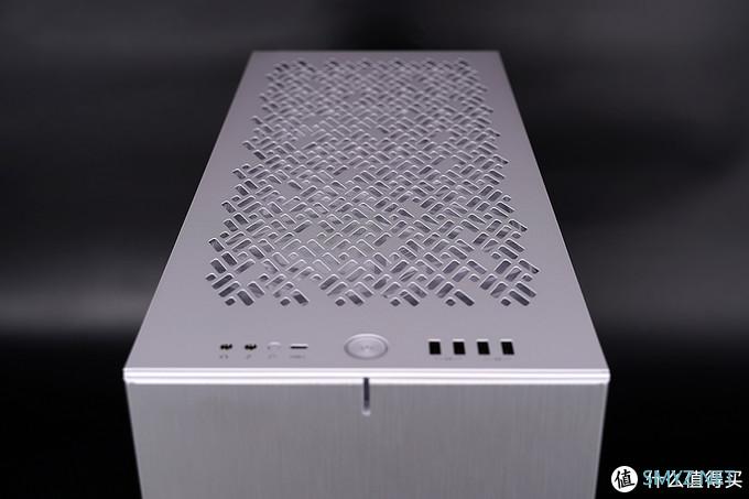 白色信仰主机,RTX 3090 HOF名人堂 + 5900X + ROG B550吹雪 白色信仰主机,RTX 3090 HOF名人堂 + 5900X + ROG B550吹雪