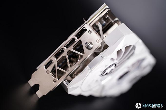 白色信仰主机，RTX 3090 HOF名人堂 + 5900X + ROG B550吹雪