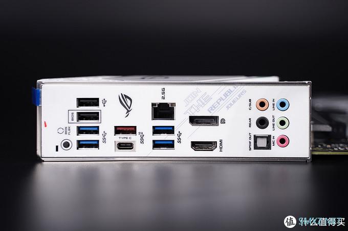 白色信仰主机,RTX 3090 HOF名人堂 + 5900X + ROG B550吹雪 白色信仰主机,RTX 3090 HOF名人堂 + 5900X + ROG B550吹雪