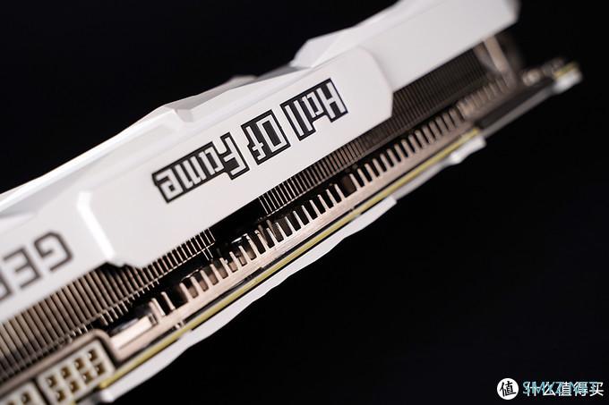 白色信仰主机,RTX 3090 HOF名人堂 + 5900X + ROG B550吹雪 白色信仰主机,RTX 3090 HOF名人堂 + 5900X + ROG B550吹雪