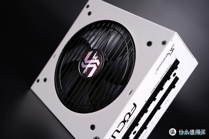 白色信仰主机,RTX 3090 HOF名人堂 + 5900X + ROG B550吹雪 白色信仰主机,RTX 3090 HOF名人堂 + 5900X + ROG B550吹雪