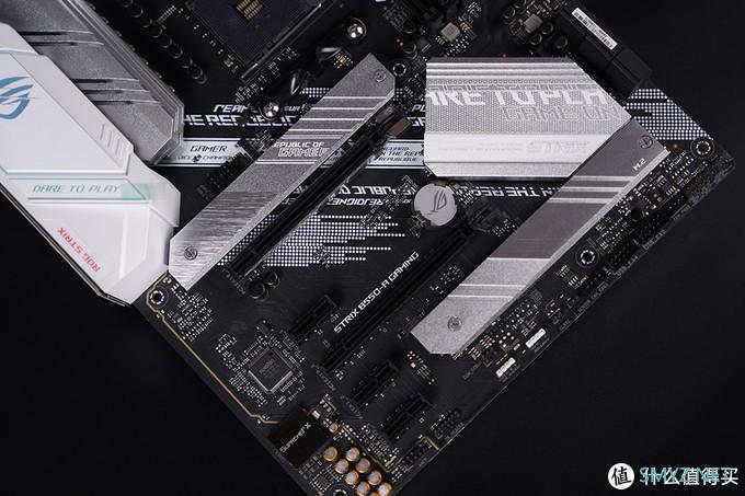 白色信仰主机,RTX 3090 HOF名人堂 + 5900X + ROG B550吹雪 白色信仰主机,RTX 3090 HOF名人堂 + 5900X + ROG B550吹雪