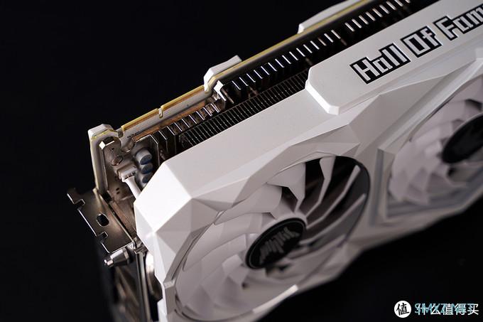 白色信仰主机,RTX 3090 HOF名人堂 + 5900X + ROG B550吹雪 白色信仰主机,RTX 3090 HOF名人堂 + 5900X + ROG B550吹雪