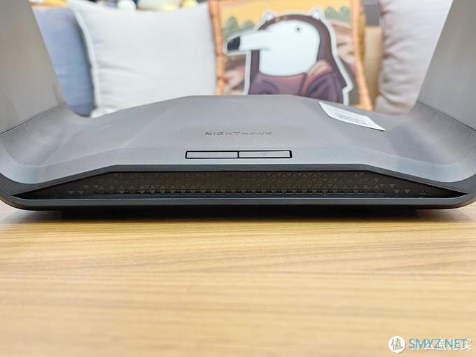 为了XSX和PS5:网件RAX70 AX6600三频无线路由器开箱 为了XSX和PS5:网件RAX70 AX6600三频无线路由器开箱