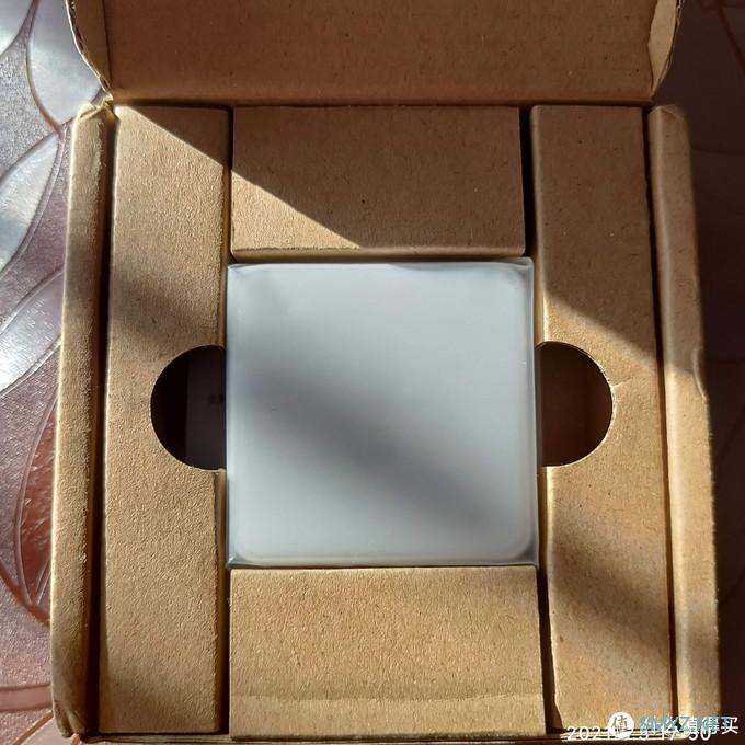 65W的充电头到底买的值吗?我觉得看图对比就知道怎么答案了。 65W的充电头到底买的值吗?我觉得看图对比就知道怎么答案了。