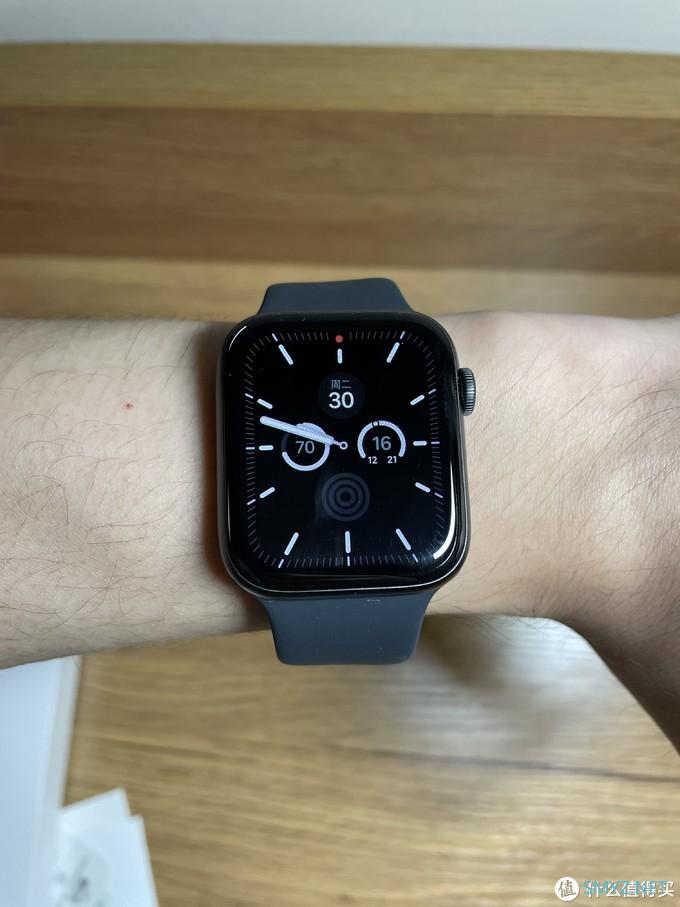 Apple Watch se 及 Apple Watch s6 开箱及使用小评