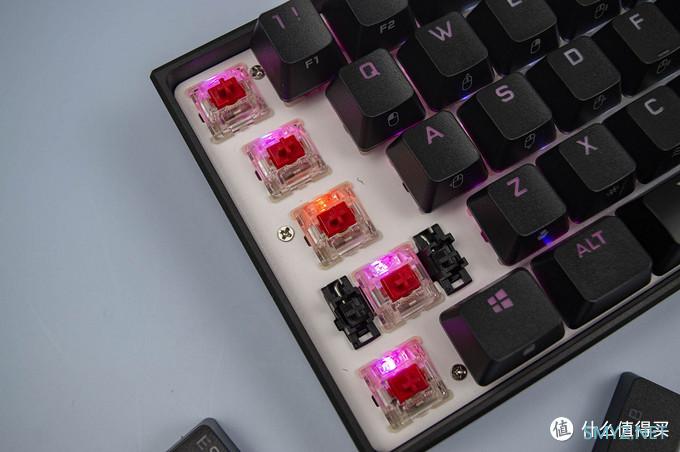 精致出挑:海盗船K65 RGB Mini开箱体验