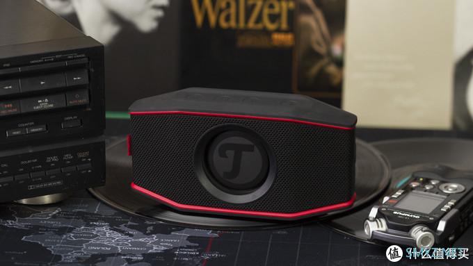 IPX7的防水户外蓝牙音箱 德斐尔入手Teufel RocksterGo 
