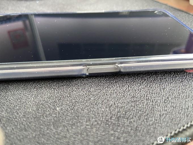 送长辈的真千元机？realme Q3敢越级，做真我！