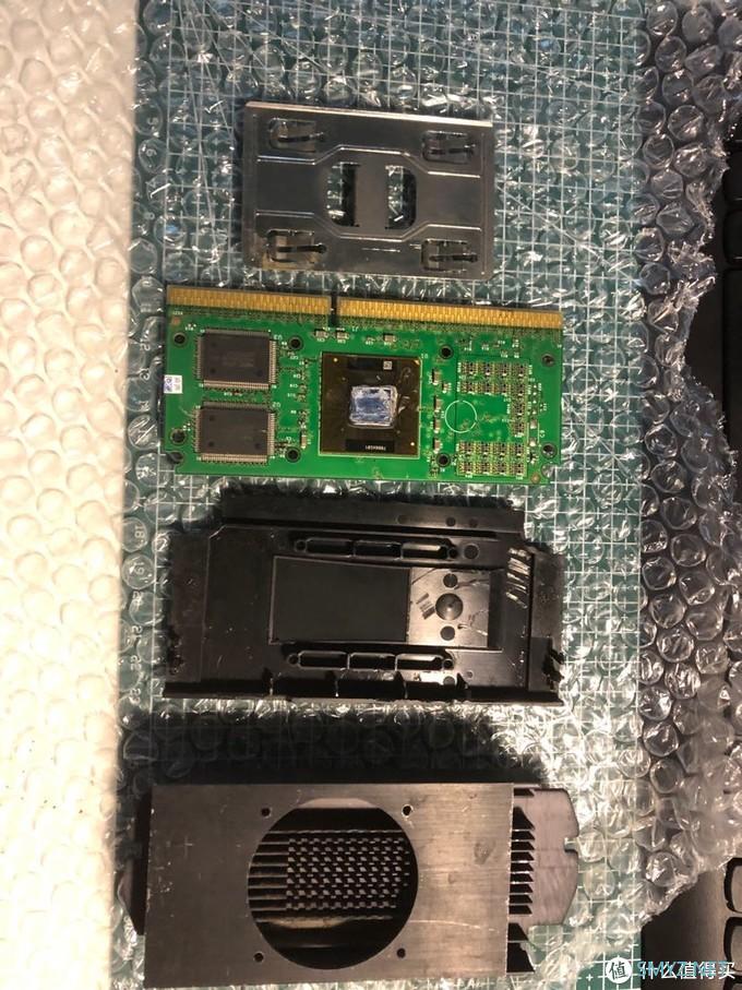 硬件拆解 篇一：[拆解] Intel Pentium lll 暴力拆解1999年CPU