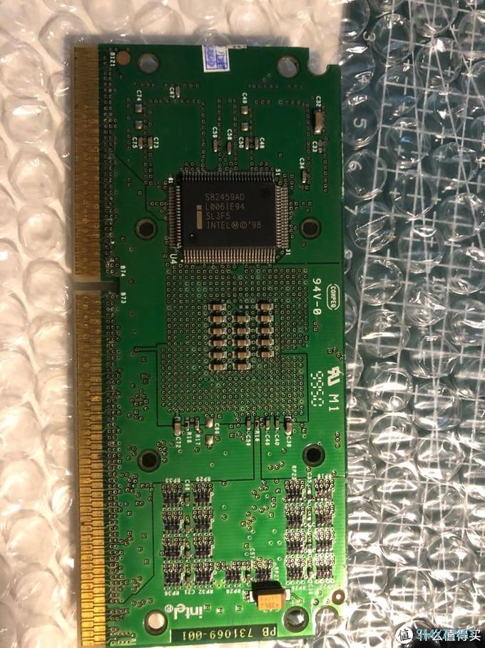 硬件拆解 篇一：[拆解] Intel Pentium lll 暴力拆解1999年CPU