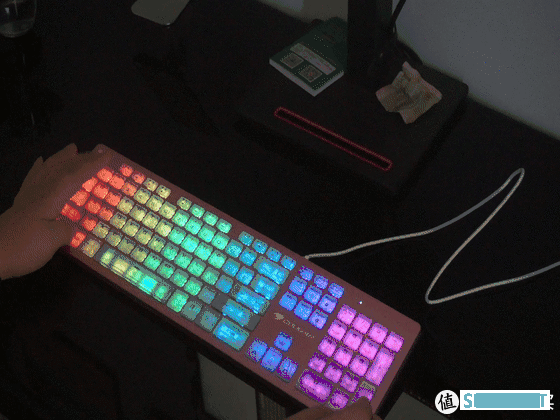 漂亮的不像实力派,静音更好用,骨伽巧克力键盘上手! 漂亮的不像实力派,静音更好用,骨伽巧克力键盘上手!