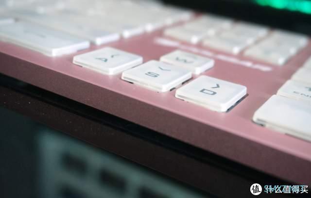 漂亮的不像实力派,静音更好用,骨伽巧克力键盘上手! 漂亮的不像实力派,静音更好用,骨伽巧克力键盘上手!