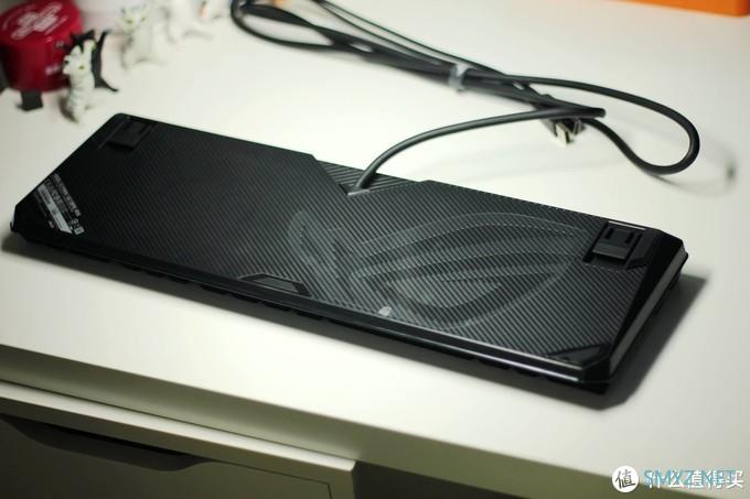 综合表现出色的全尺寸光轴键盘：ROG 游侠RX 光学机械轴键盘