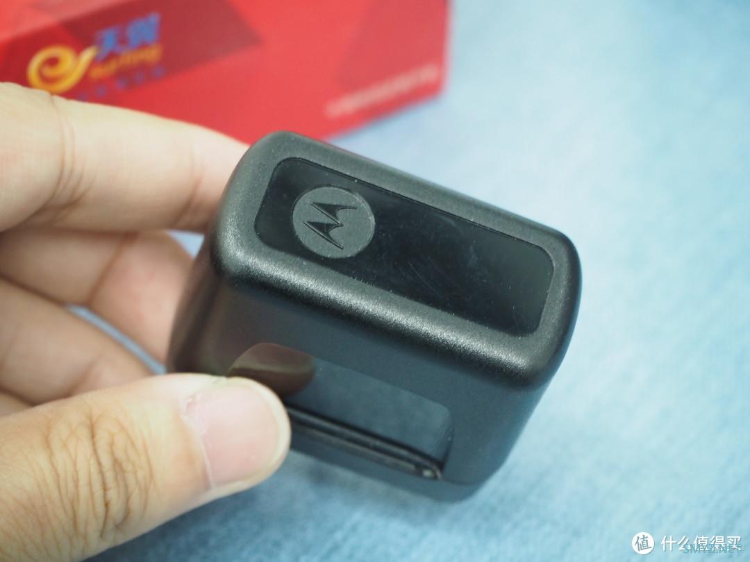 数码情怀考古系列 篇二:80元淘到的摩托罗拉真旗舰开箱。曾经的里程碑 数码情怀考古系列 篇二:80元淘到的摩托罗拉真旗舰开箱。曾经的里程碑