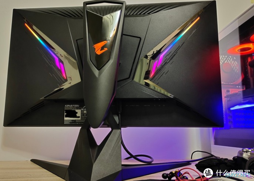 能让我的工作快乐效率加倍的AORUS 4K显示器 能让我的工作快乐效率加倍的AORUS 4K显示器