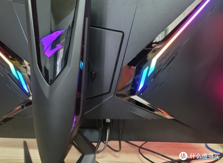 能让我的工作快乐效率加倍的AORUS 4K显示器 能让我的工作快乐效率加倍的AORUS 4K显示器