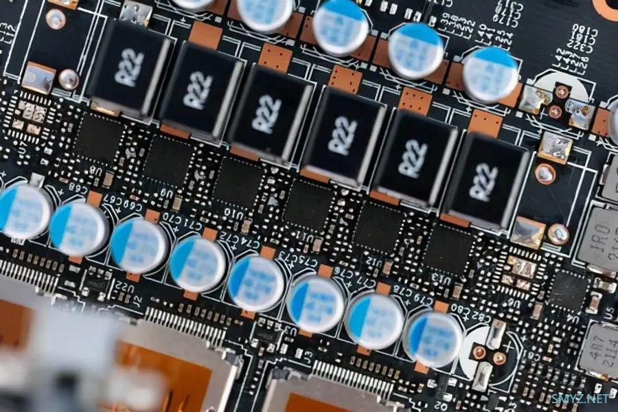 iGame RTX 3060 Mini OC 12G L显卡评测：细密工巧、六面玲珑的小钢炮